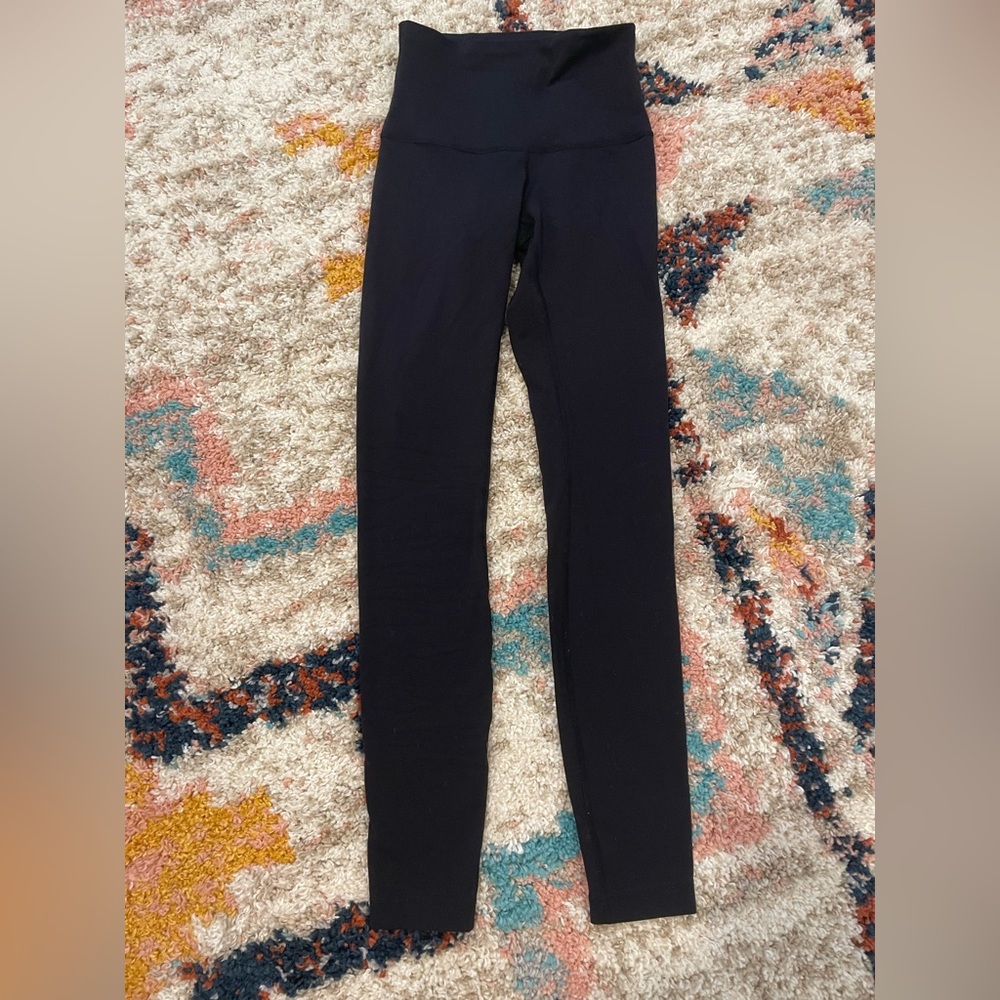 Great condition LuluLemon full length leggings 🖤